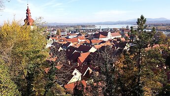 Apartments Akacijev Izvir