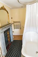 St Giles House Hotel