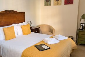 St Giles House Hotel