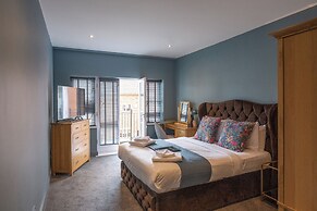 St Giles House Hotel