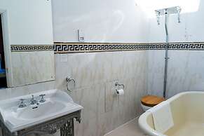 St Giles House Hotel