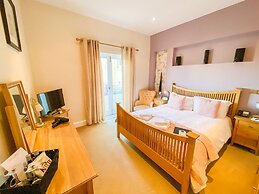 St Giles House Hotel