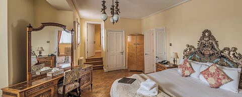 St Giles House Hotel