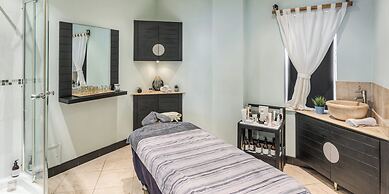 St Giles House Hotel