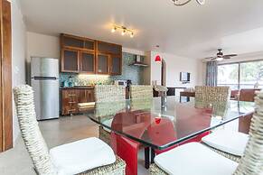 Mimosa Flat by Realty Group