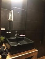 Home Plus Psirri Apartment