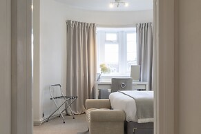 Imperial Suite in Swiss Cottage