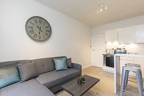 Imperial Suite in Swiss Cottage