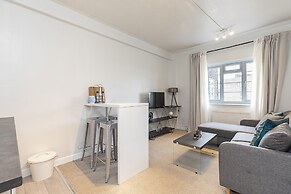 Imperial Suite in Swiss Cottage