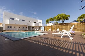 Sagres Sun Stay - Surf Camp & Hostel