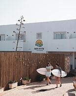 Sagres Sun Stay - Surf Camp & Hostel