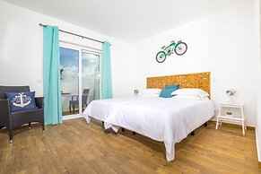 Sagres Sun Stay - Surf Camp & Hostel