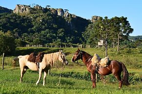 Hotel Fazenda Pedras Brancas