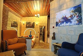 Larissa Cave Hotel