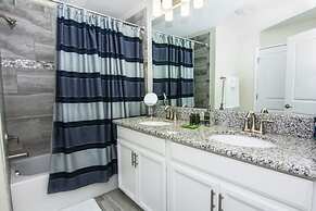 Amazing Townhome with private pool SL3054