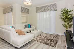 Amazing Townhome with private pool SL3054