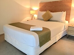 Mowbray East Apartments