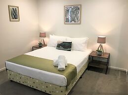 Mowbray East Apartments