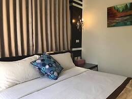 Lucky Bear Guesthouse