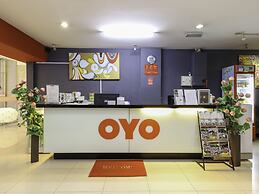 Super OYO 761 City Hotel