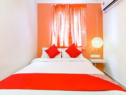 Super OYO 761 City Hotel