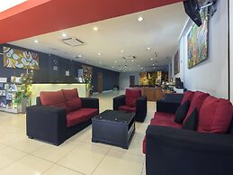 Super OYO 761 City Hotel