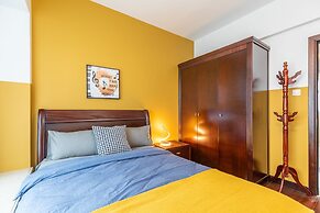 Locals Boutique Apartment Huafa Plaza 35