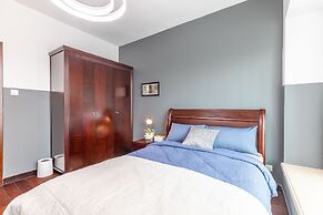 Locals Boutique Apartment Huafa Plaza 35
