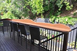 Yeppoon Beachhouse - Hostel