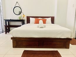 Moonlight House & Apartment Nha Trang
