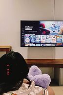 SUNKISS pool.bed.cafe