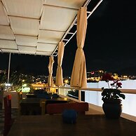 Halikarnas Pansiyon