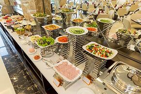 Golden Line Danang Hotel