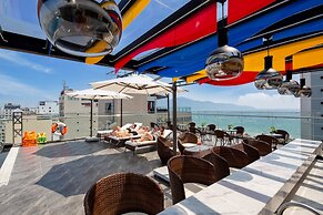 Golden Line Danang Hotel