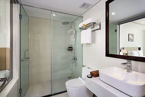 Golden Line Danang Hotel