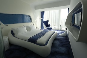 Guangzhou Planet Hotel