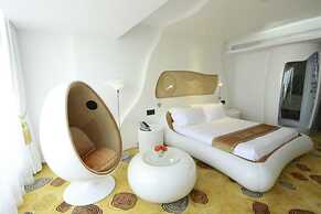 Guangzhou Planet Hotel