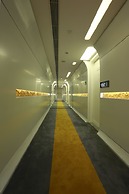 Guangzhou Planet Hotel