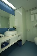 Guangzhou Planet Hotel