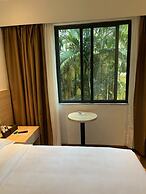 Guangzhou Baiming Fangyuan Apartment