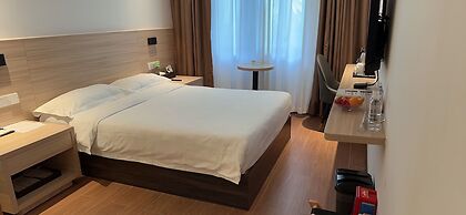 Guangzhou Baiming Fangyuan Apartment