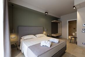 Charme Simon Bolivar