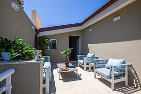 Charme Simon Bolivar