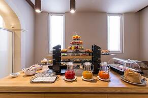 Charme Simon Bolivar