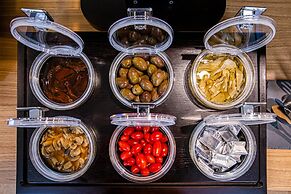 Charme Simon Bolivar