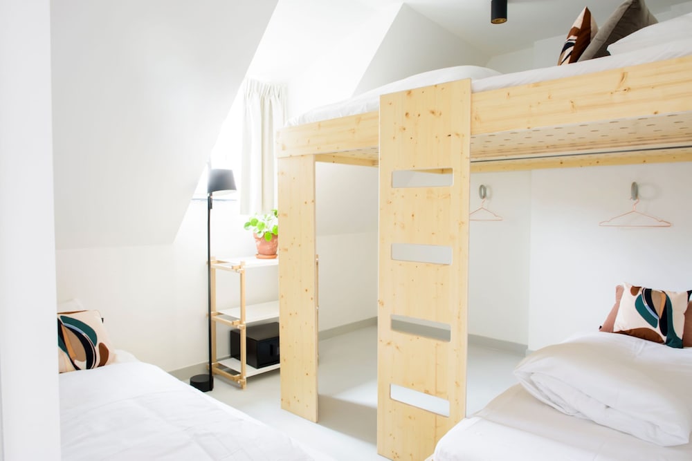 The Green Elephant Hostel & Spa