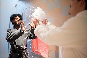 The Green Elephant Hostel & Spa