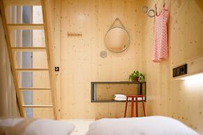 The Green Elephant Hostel & Spa