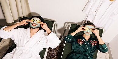 The Green Elephant Hostel & Spa