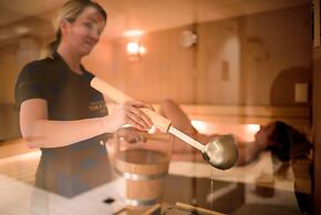 The Green Elephant Hostel & Spa